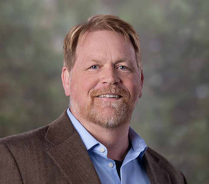 Nathan Franklyn, Arborist Representative serving the Victoria, BC office of Bartlett Tree Experts