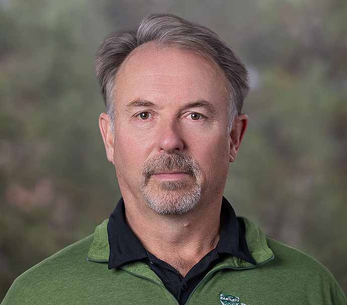 Peter Grellier, Arborist Representative serving the Burnaby, BC office of Bartlett Tree Experts