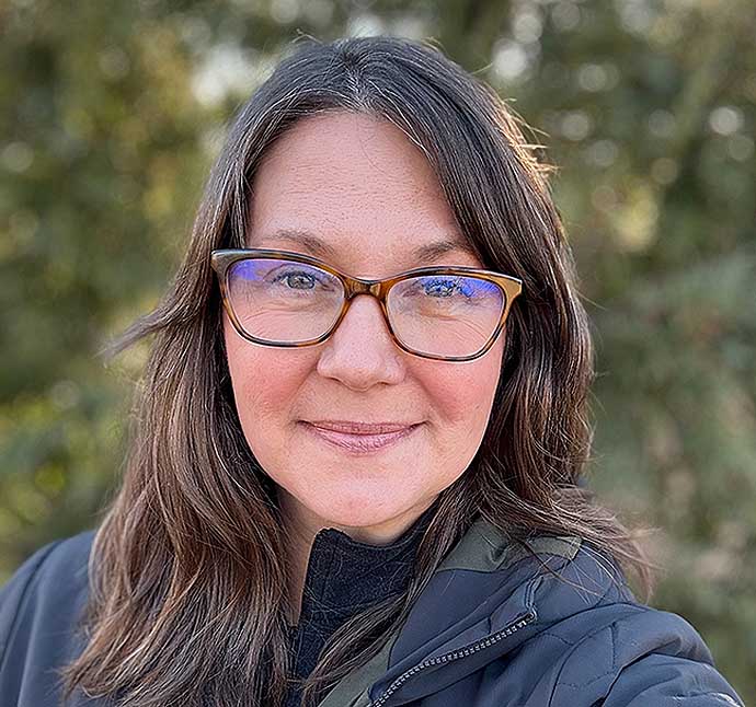 Sarah Westlund, Arborist Representative serving the Northbrook, IL office of Bartlett Tree Experts