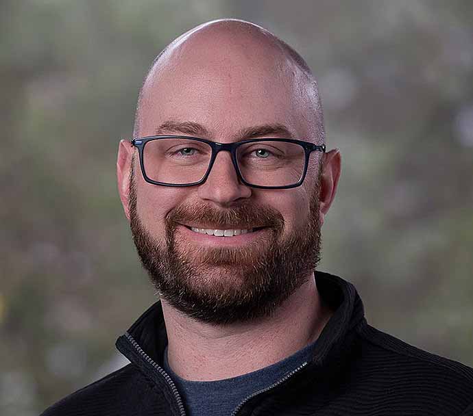 Steve Smith, Arborist Representative serving the Calgary, AB office of Bartlett Tree Experts